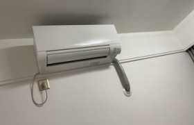 空调冷凝器滴水，具体原因和解决办法